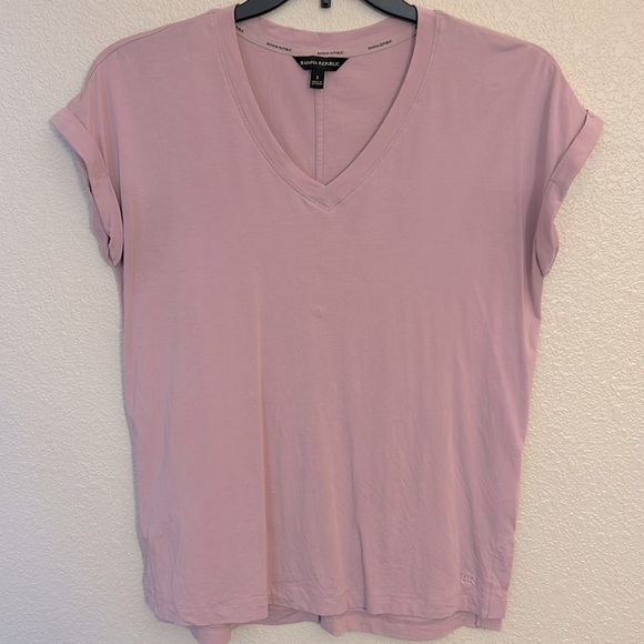 Women’s pink v neck top size small from Banana Republic. - Picture 1 of 5